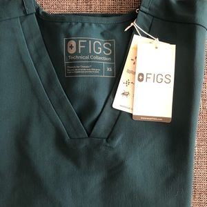 FIGS Caribbean 6 pocket Scrub Top BRAND NEW XS